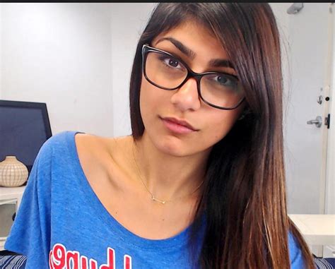 porn sex mia khalifa|Mia Khalifa: Sexy Lebanese Porn Star Videos 